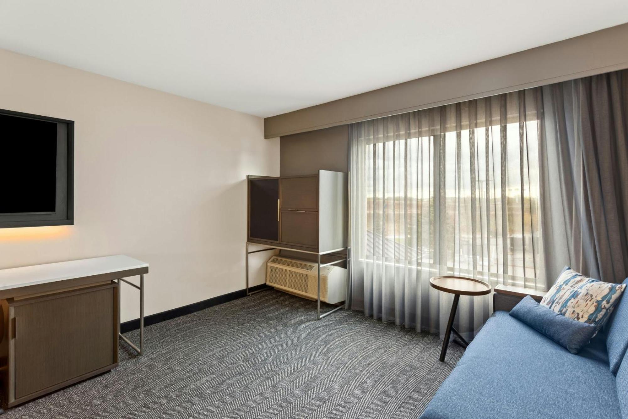 Courtyard Chicago Southeast/Hammond, Indiana Hotel Bagian luar foto